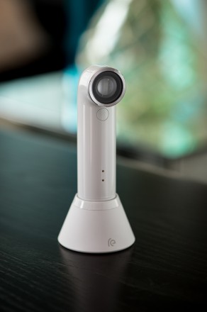 HTC RE Camera